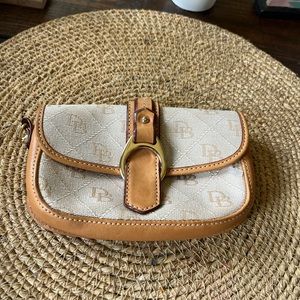 Dooney & Bourke mini wristlet